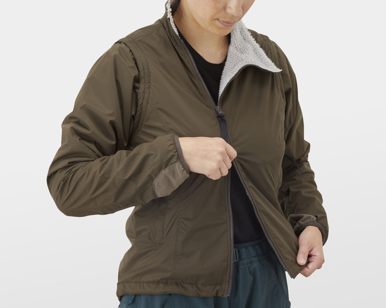 Light Alpha Vest/Jacket | 山と道 U.L. HIKE & BACKPACKING