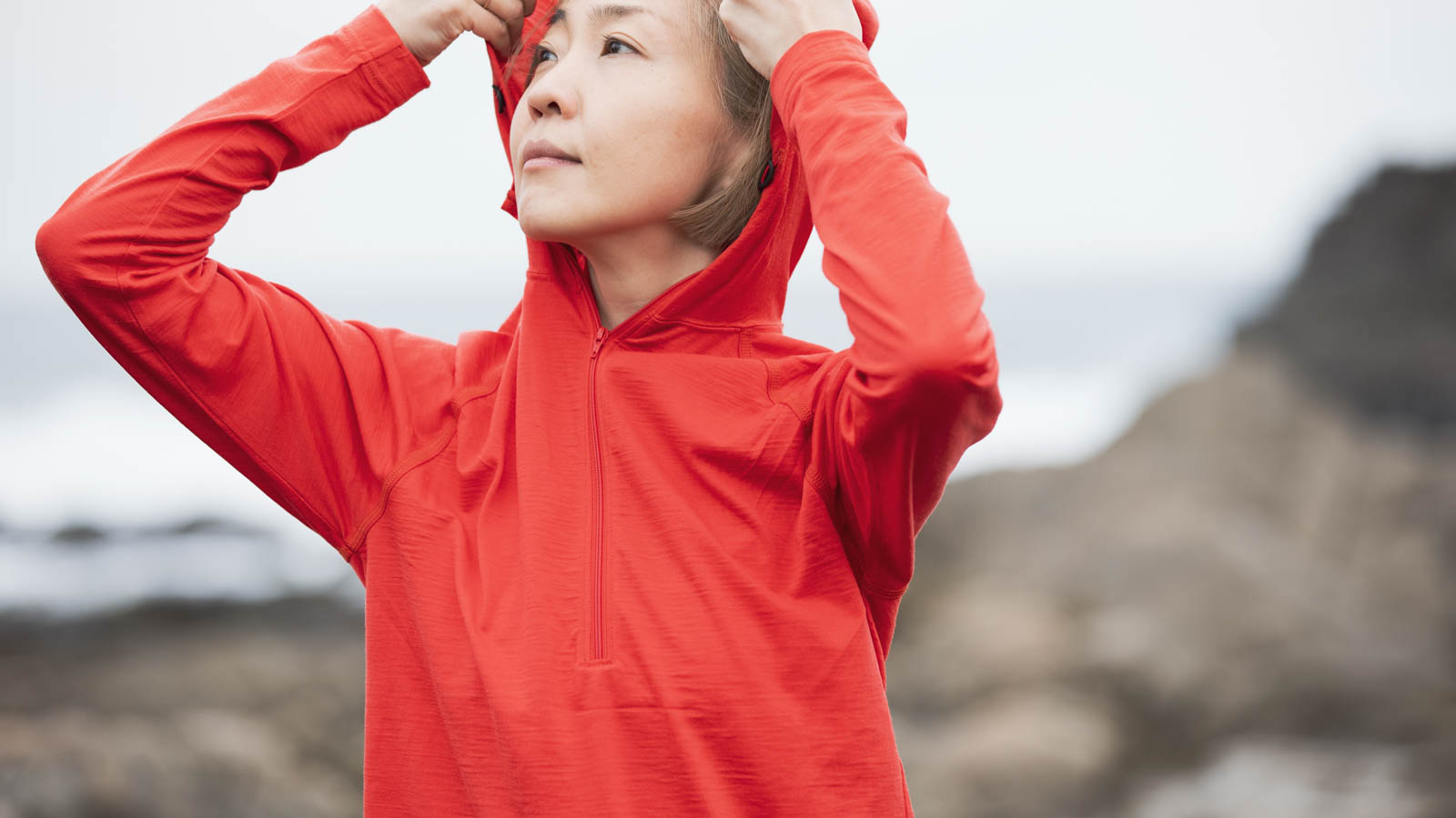 100% Merino Light Hoody | 山と道 U.L. HIKE & BACKPACKING