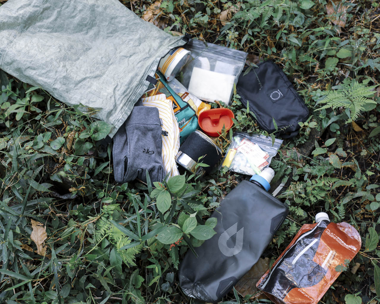 ウルトラライト パッキングのすすめ後編 Ulパッキングの実践例 山と道 U L Hike Backpacking