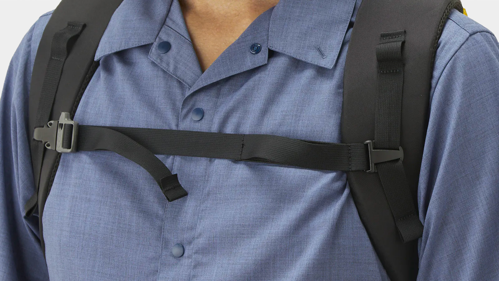 Sternum discount strap backpack